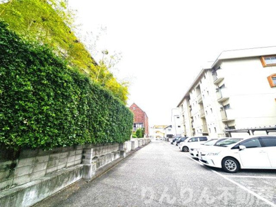 【駐車場】 | ローレルハイツ中村