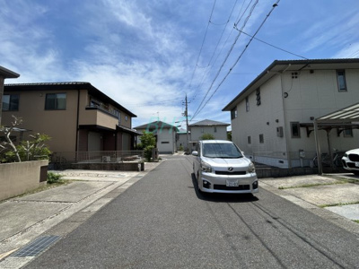 【前面道路含む現地写真】 | 草津市下笠町