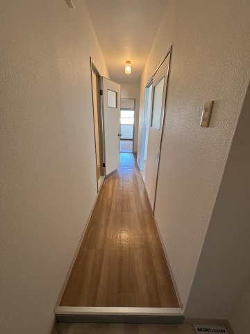 大塚ハイツの玄関