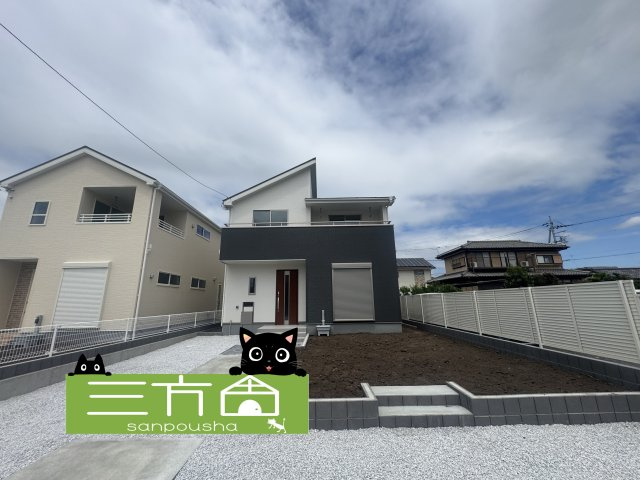 新築　高崎市筑縄町第2　Livele Garden.S　2号棟の外観|現地写真　2025年8月完成しました！ご内覧等、お気軽にお問合せください♪　							
