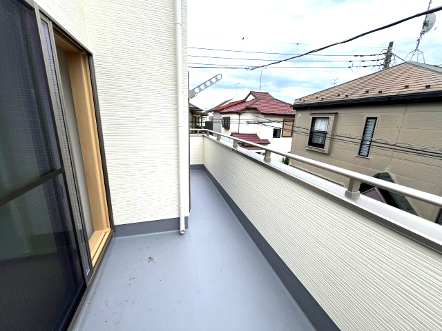 西狭山ヶ丘1丁目のバルコニー|バルコニー付きです