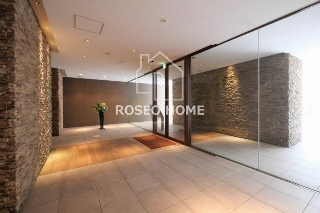 ラドゥセール中之島のエントランス