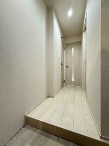 フジパレス我孫子西Ⅱ番館の玄関