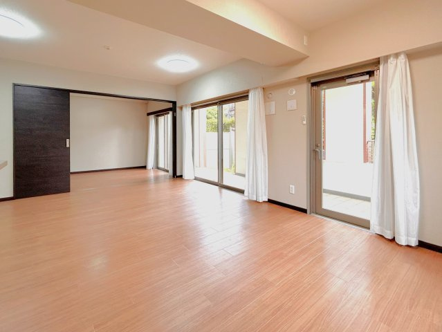 サンアリーナリバーステージ１階