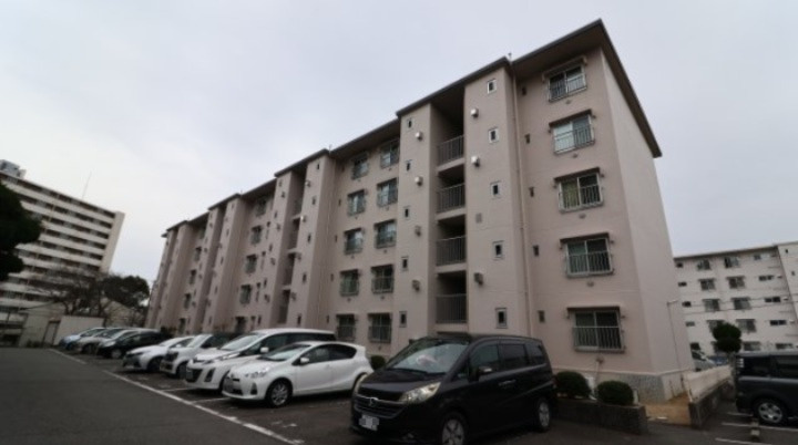 上高丸住宅1号棟