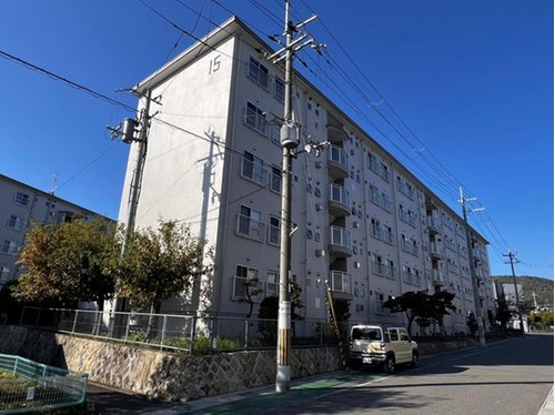 長岡天神ハイツ１５号棟