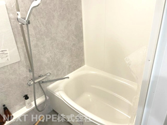 【浴室】 | 伊丹レックスマンション | 新品の浴室ユニットバスです♪一日の疲れを癒してくれます！浴室館お好き付きで雨の日のお洗濯物も心配なしです！！