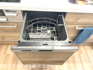 【キッチン】 | 伊丹レックスマンション | 食器洗い乾燥機付きで食後の後片付けはお任せですね♪