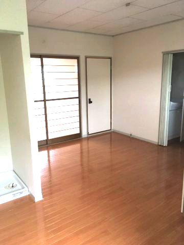 パークメゾンの居間・リビング|ゆったりとした居間です