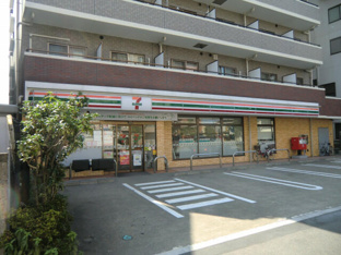 セブンイレブン北区岩…まで450m