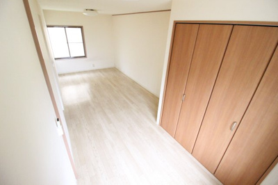 【洋室】 | 伊藤マンション