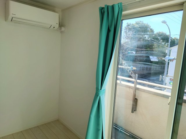 売中古戸建　静岡市駿河区登呂2丁目の洋室|風通しも申し分ないです！