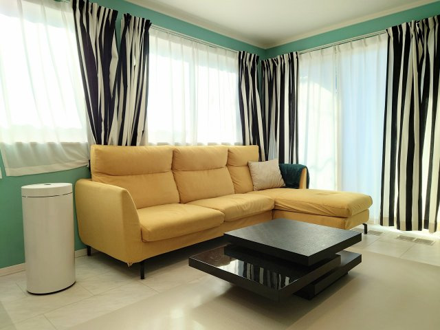 【居間・リビング】の画像