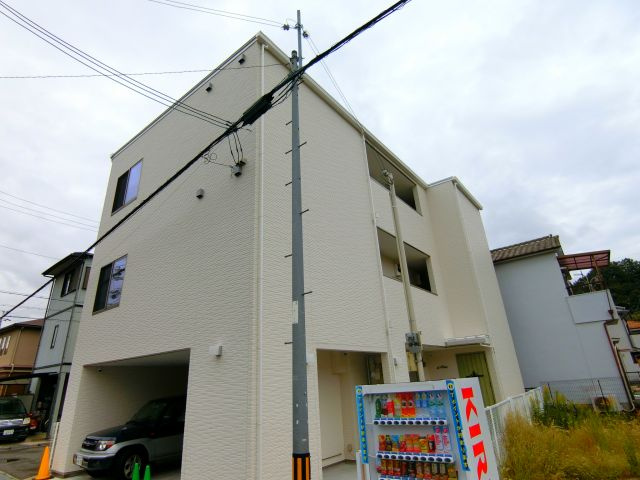 アルフィーネの外観