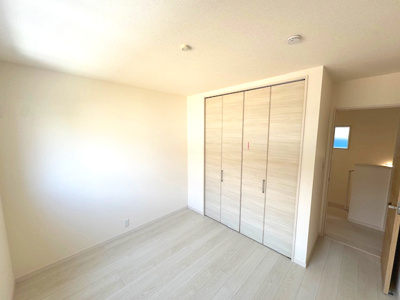 【洋室】 | Livele Garden.S堺東区北野田 | 洋室5.75帖。ベッドやデスクなど、お好きなインテリアを揃え、お好みのお部屋作りをお楽しみください！