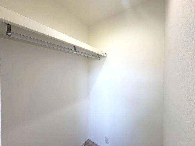 ☆NEW　PRICE☆残り１棟！　売新築戸建　静岡市駿河区中田４丁目の収納