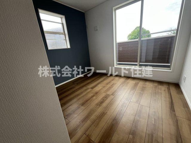 あきる野市小川の洋室