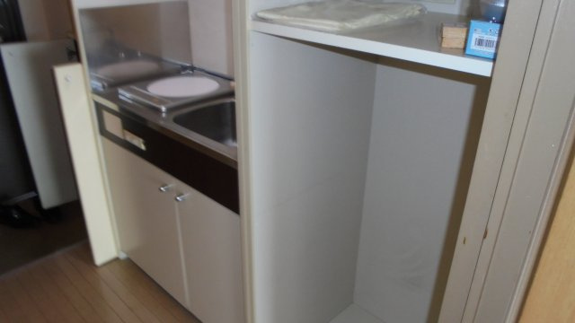 【収納】 | BEL PARAZZO | 冷蔵庫置き場です