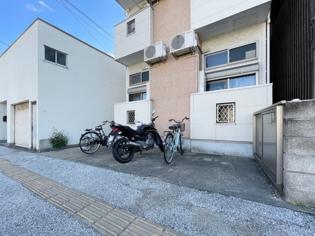 【その他共用部分】 | ペア箱崎駅南Ⅰ | 駐輪場・バイク置き場です