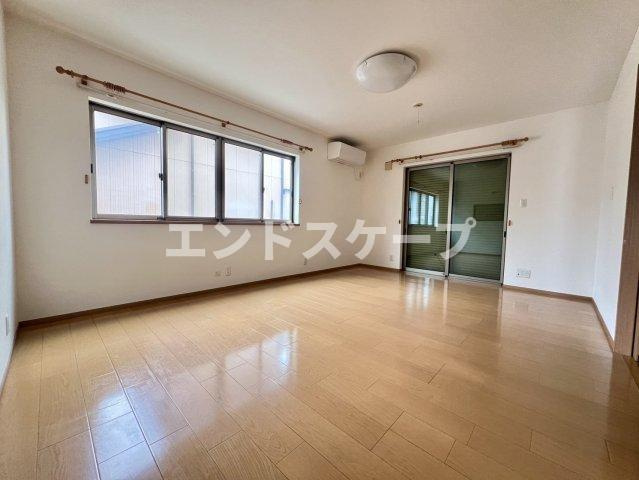 貝沢町戸建ての居間・リビング|高崎、前橋のお部屋探しはエンドスケープまで！お客様の理想お聞かせ下さい♪