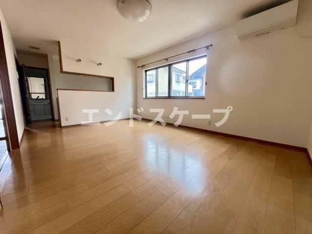 貝沢町戸建ての居間・リビング|高崎、前橋のお部屋探しはエンドスケープまで！お客様の理想お聞かせ下さい♪