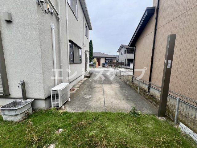 貝沢町戸建ての駐車場|高崎、前橋のお部屋探しはエンドスケープまで！お客様の理想お聞かせ下さい♪