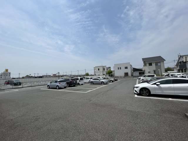 CAMP407の駐車場