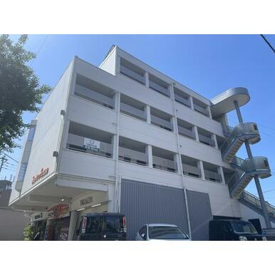 熊本市東区月出２丁目のアパートの外観