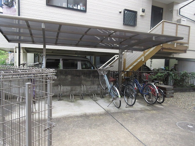 パークサイドメゾンのその他共用部分|★屋根付き自転車駐輪場★