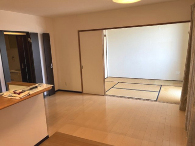 【居間・リビング】 | ステーションヒルズいずみ