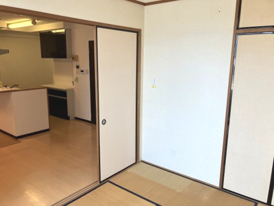 【居間・リビング】 | ステーションヒルズいずみ