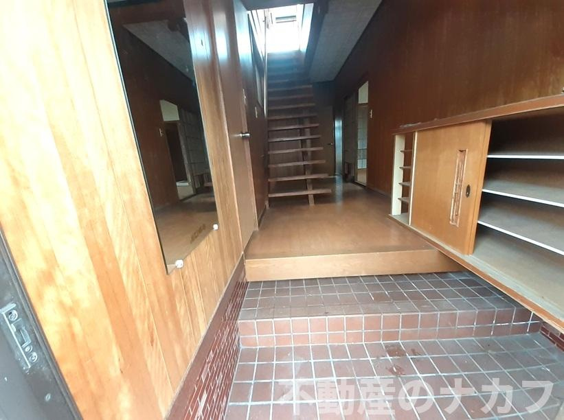 熊本市南区富合町清藤の中古一戸建の玄関