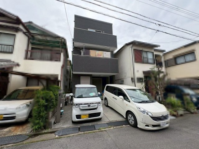 【外観】 | 辻之　中古一戸建 | 全居室収納有りますので、収納場所に困らず綺麗な室内をたもてますね！