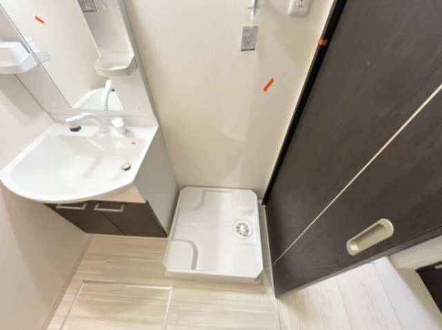 フジパレス俊徳道の洗面所