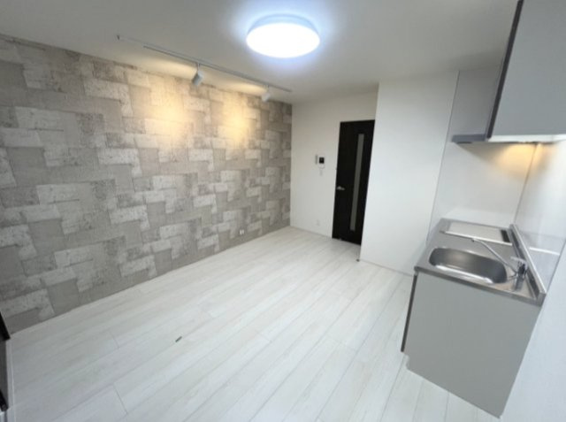 フジパレス俊徳道の内装