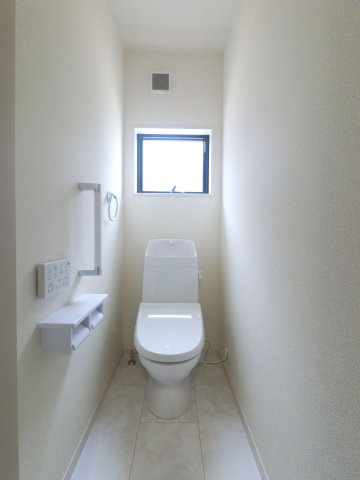神埼市神埼町第3の内観：施工例|清潔、快適なトイレです♪