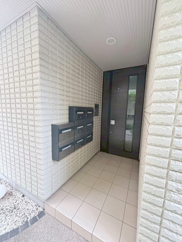 メゾンクレールIIのエントランス