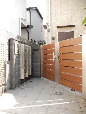 【エントランス】 | BEテラス学芸大学