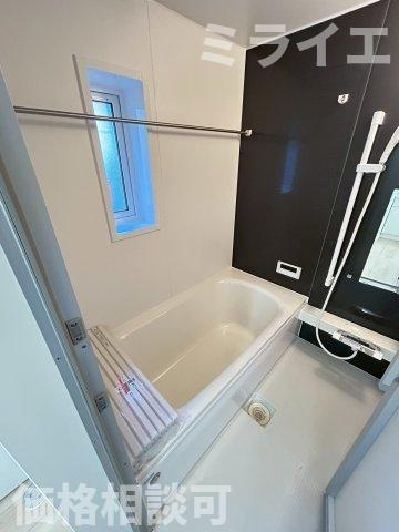 【新築戸建】札幌市豊平区西岡3条3丁目3棟の浴室|追焚機能・浴室乾燥機能も完備しています。