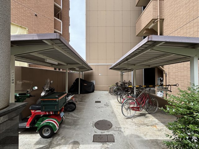 ＪCity古市駅前の駐輪場