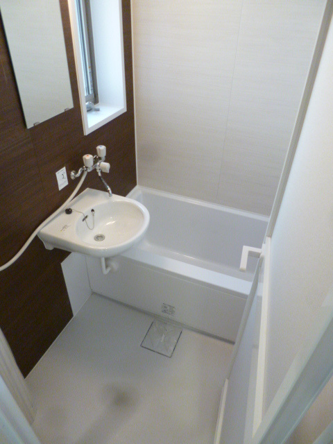 カーサ・コスモの浴室|追焚付のバスルーム