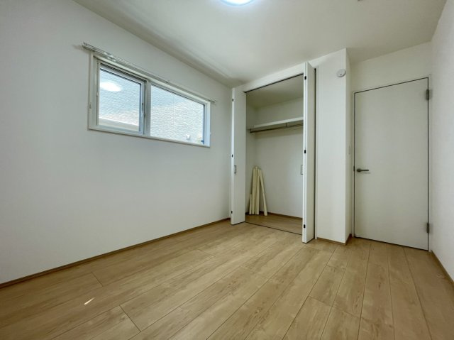 【洋室】 | 鳥取市東今在家 中古戸建