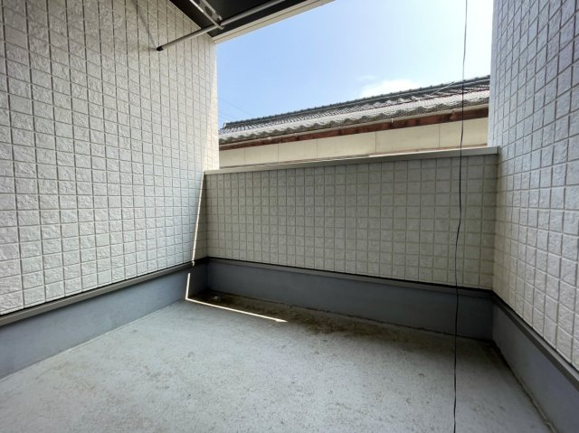 鳥取市東今在家 中古戸建のバルコニー