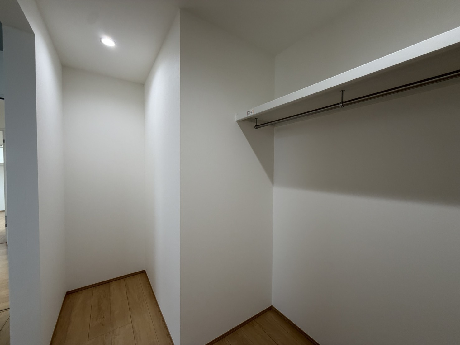 鳥取市東今在家 中古戸建の収納|ウォークインクローゼット