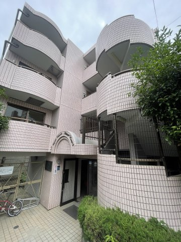 ペガサスマンション渋谷本町２の外観