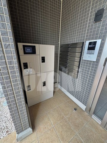 サンリリオのその他共用部分|宅配ボックス、オートロック付き物件です♪