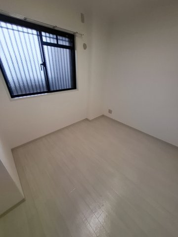 レフィナードの子供部屋