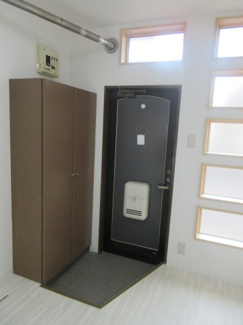 【玄関】 | サクラメントハウス21