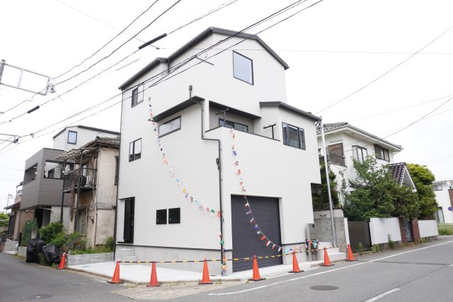 越谷市赤山町3丁目 新築分譲住宅の外観