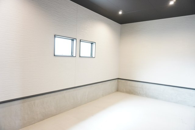 越谷市赤山町3丁目 新築分譲住宅の駐車場|ガレージ